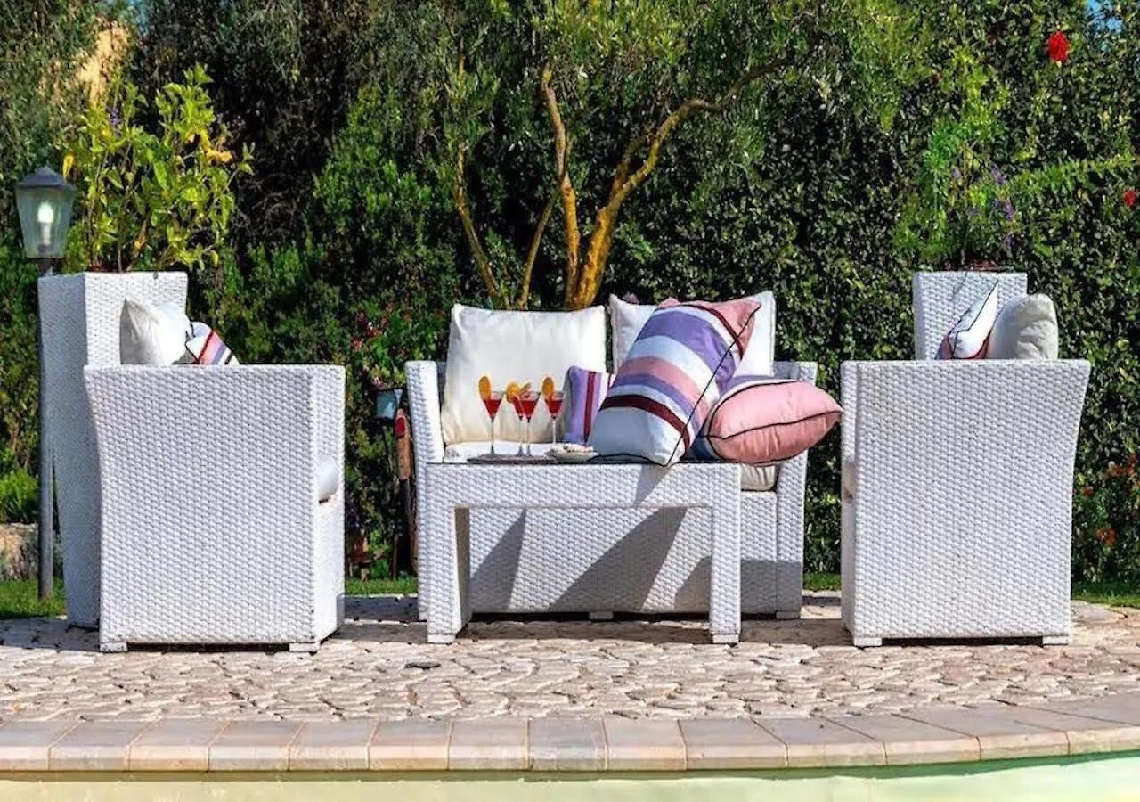 Villa Dolores , With A Spectacular Swimming Pool With Hydromassage And A Big Garden For The Children - Iun S3325 Alguer