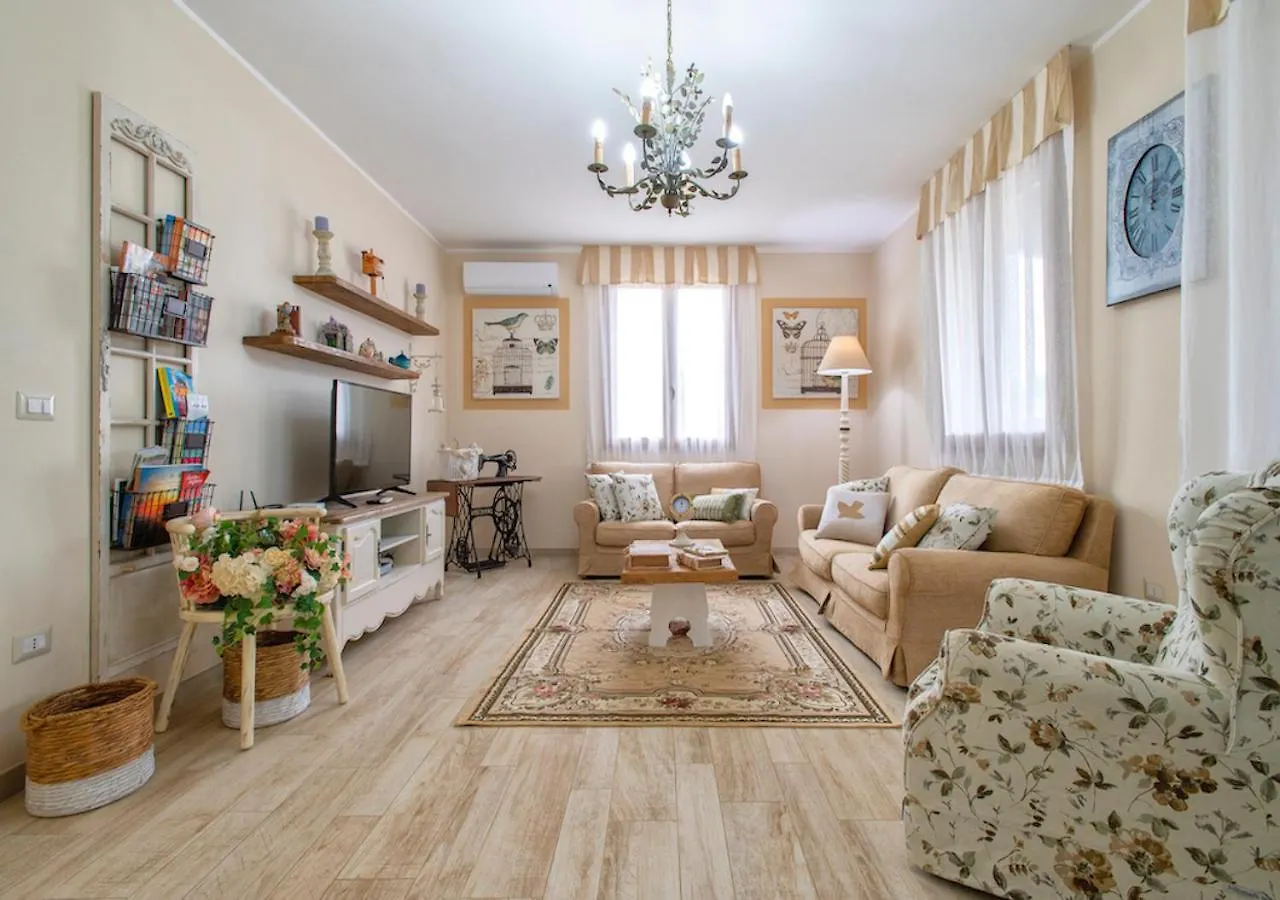 Villa Dolores , With A Spectacular Swimming Pool With Hydromassage And A Big Garden For The Children - Iun S3325 Alguer