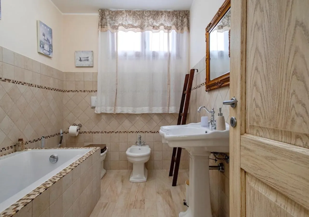 Villa Dolores , With A Spectacular Swimming Pool With Hydromassage And A Big Garden For The Children - Iun S3325 Alguer